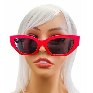 Sunglasses Women Red Fashion Cat Eye Sunglasses with luxury Chain handles.